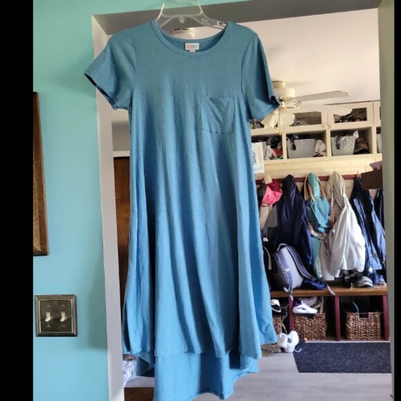 Womens size XS LuLaroe Carly dress. New with tags - Picture 1 of 3